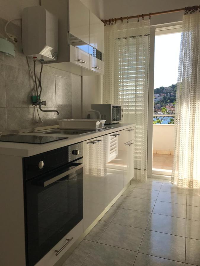 apartmani Ilda Radonić Jelsa  Bagian luar foto