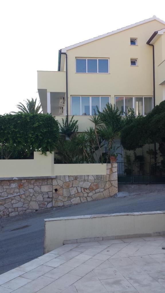 apartmani Ilda Radonić Jelsa  Bagian luar foto