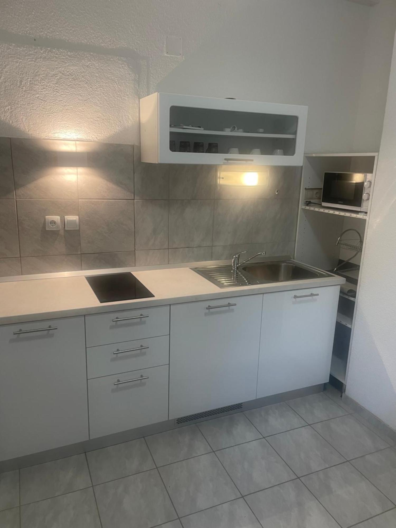 apartmani Ilda Radonić Jelsa  Bagian luar foto