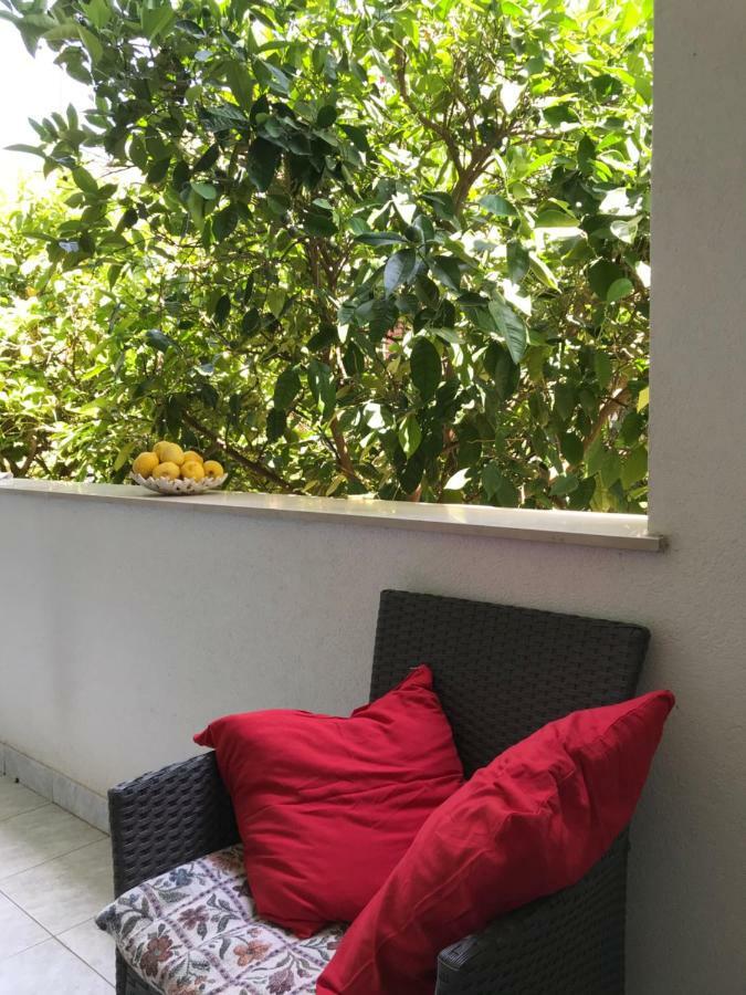 apartmani Ilda Radonić Jelsa  Bagian luar foto