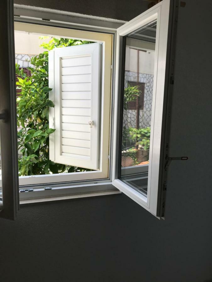 apartmani Ilda Radonić Jelsa  Bagian luar foto